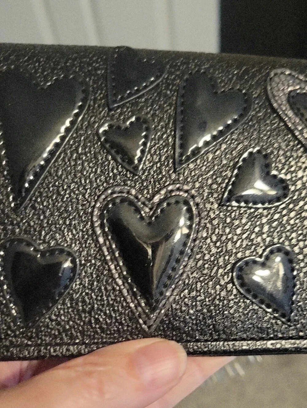 Brighton Black Bi-Fold Heart-Embossed Clutch Wallet/Crossbody removable strap